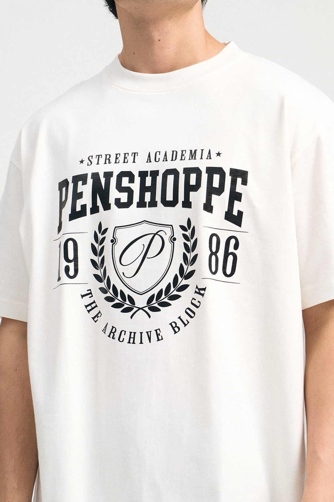 1986 Relaxed Fit Graphic T-Shirt