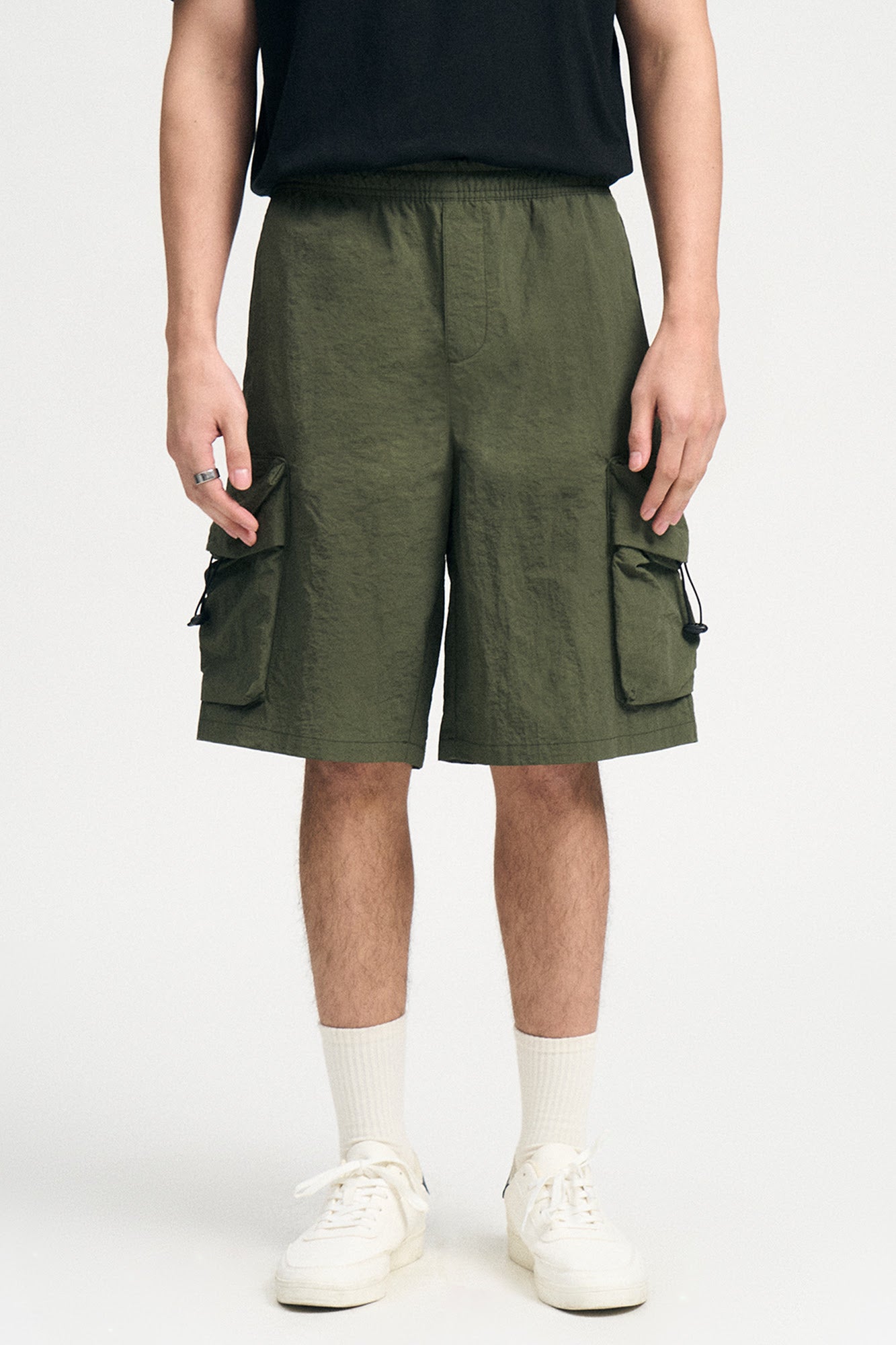 Baggy Fit Nylon Cargo Shorts – PENSHOPPE