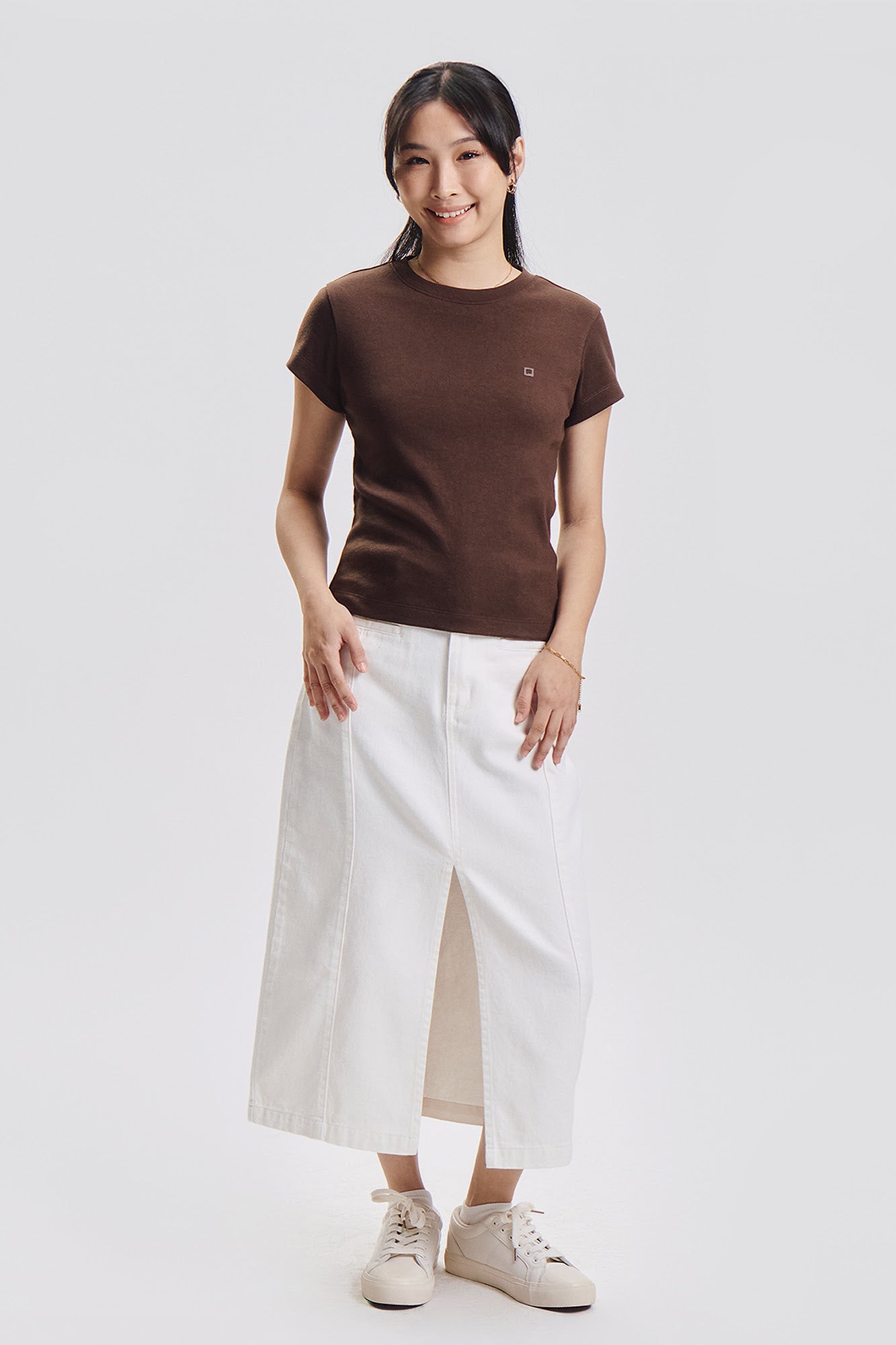 987757-Deep Brown (1).jpg