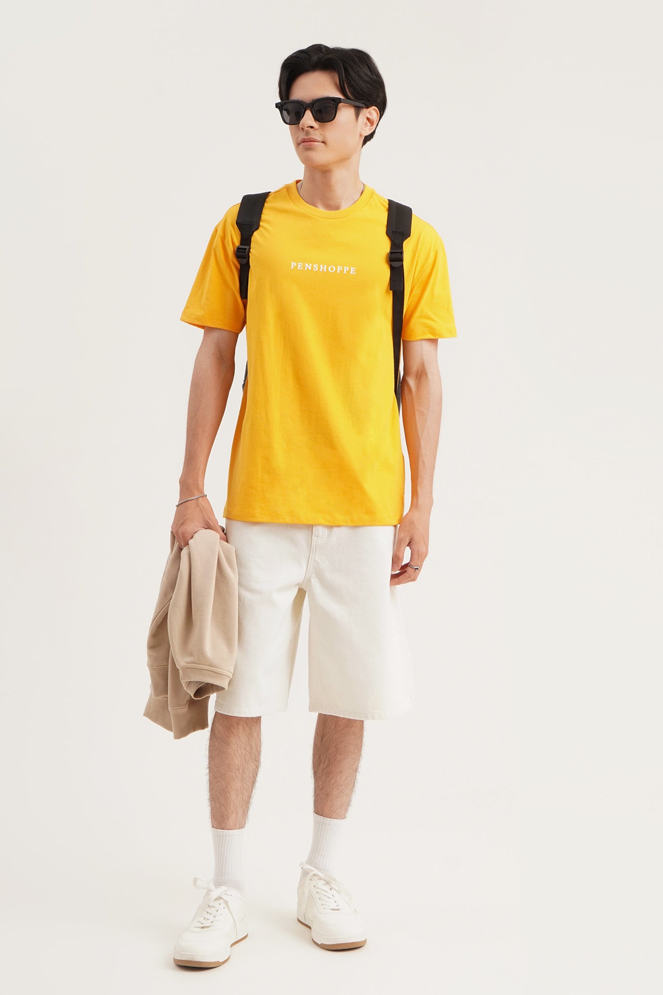 987929-Off White (1).jpg