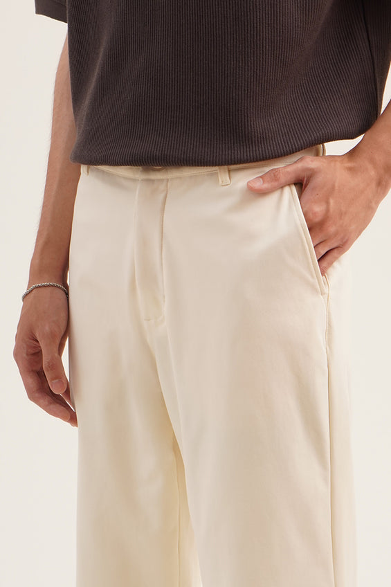 987999-Off White (1).jpg
