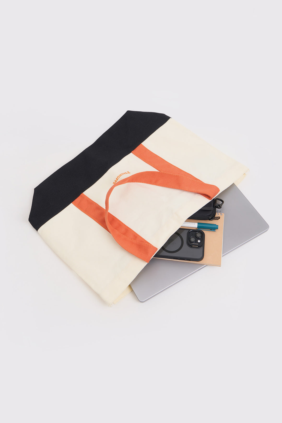 988095-Off White (3).jpg