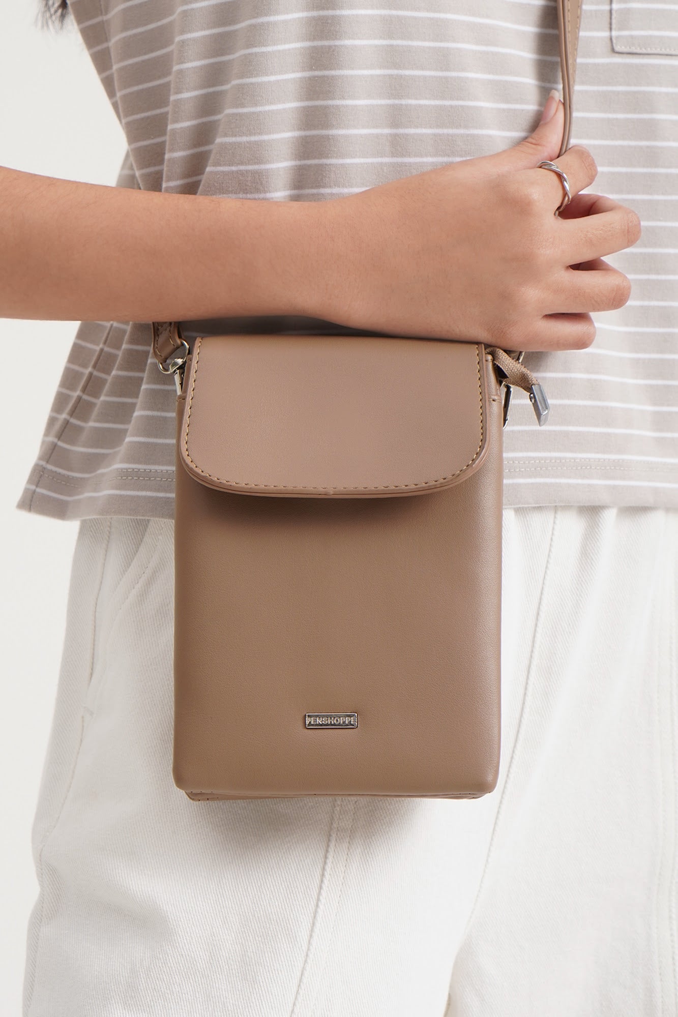 988099-Taupe (6).jpg