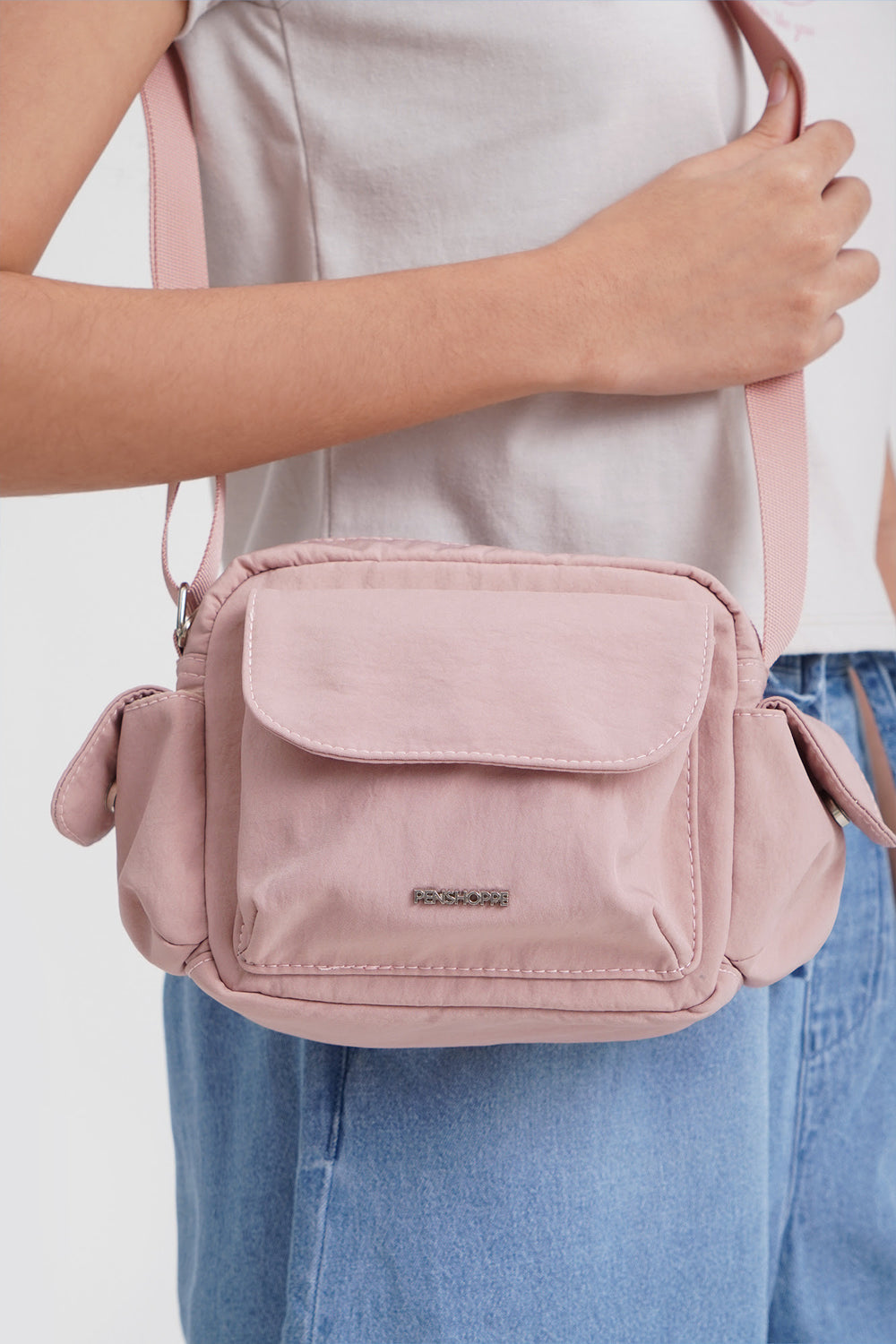 988100-Blush (1).jpg