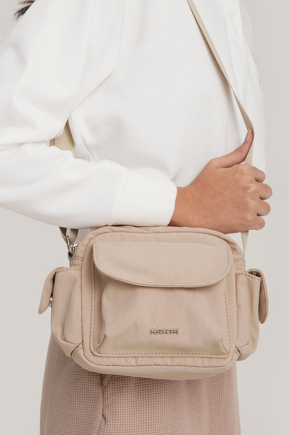 988100-Off White (7).jpg