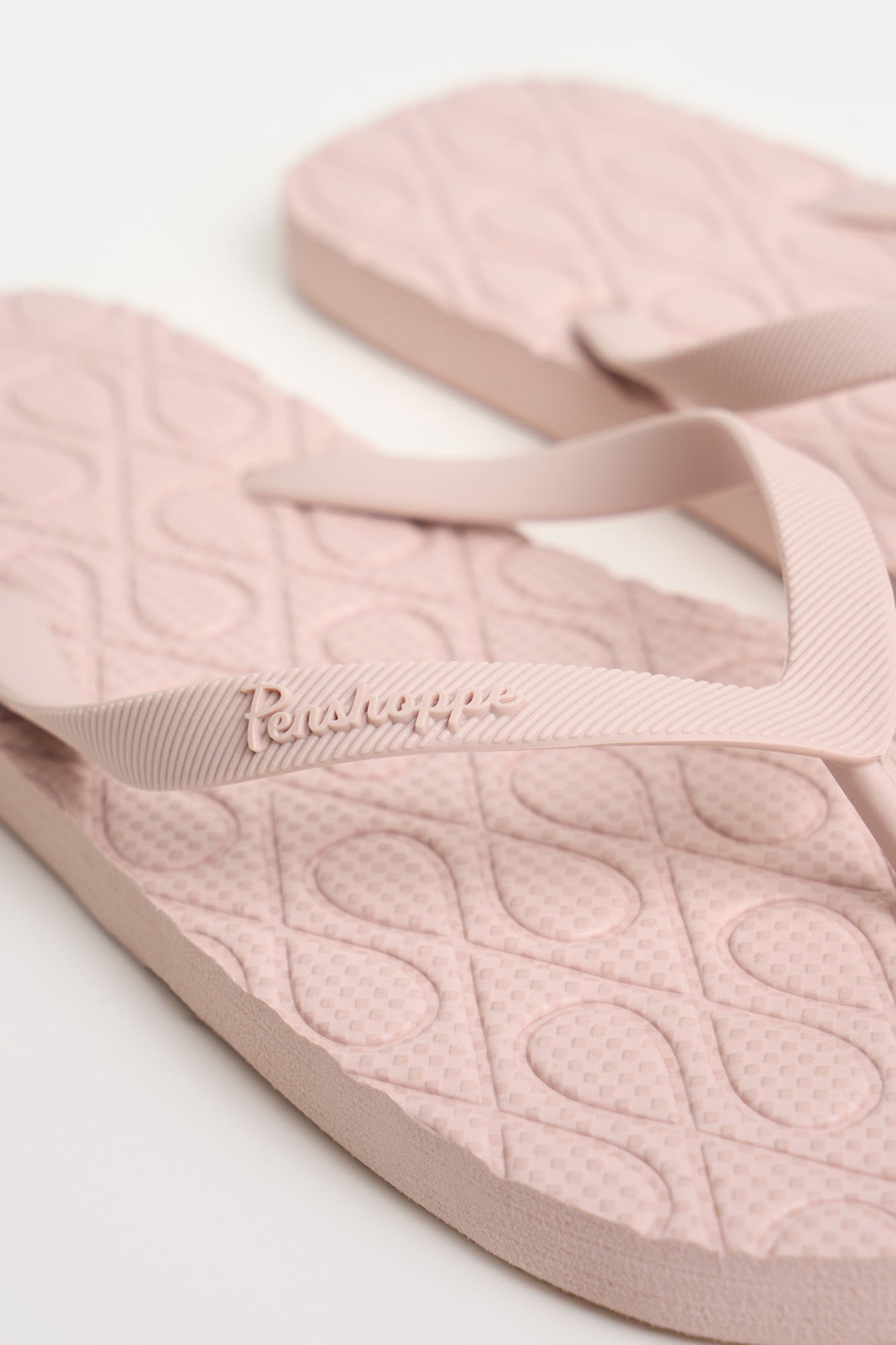 988186-Blush (1).jpg