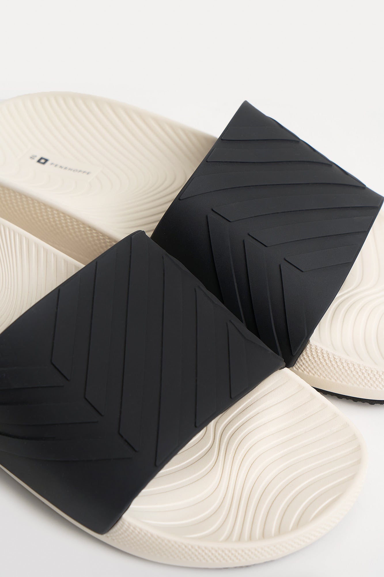 Men's Soft Footbed Slides with Embossed Pattern