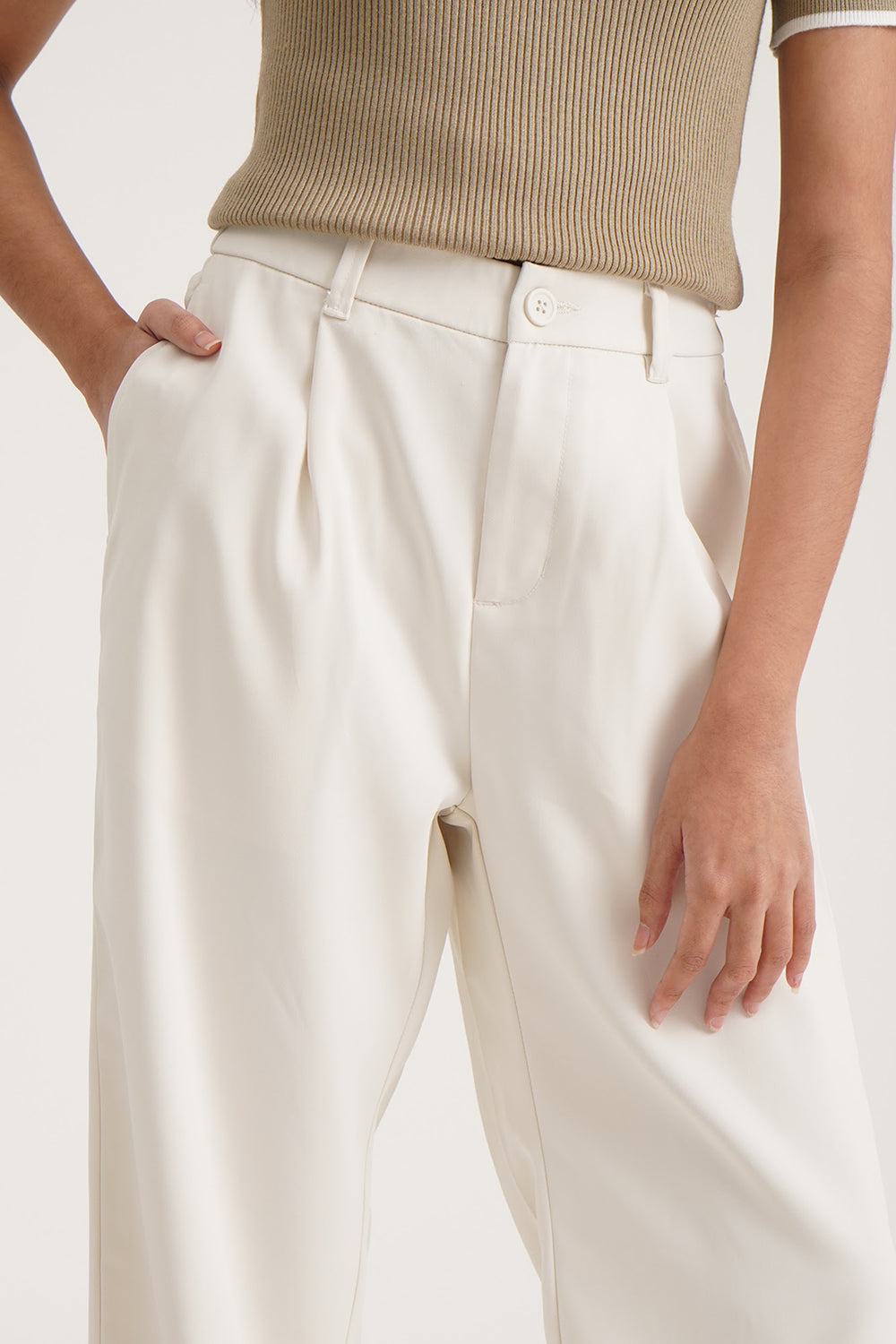 988304-Eggshell White (3).jpg