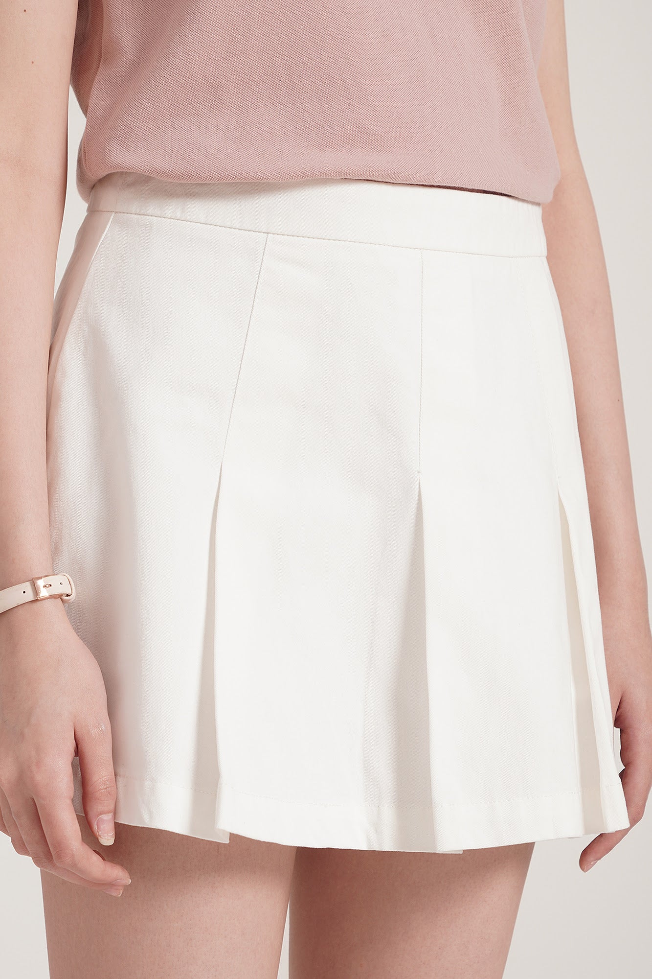 988450-Off White (4).jpg