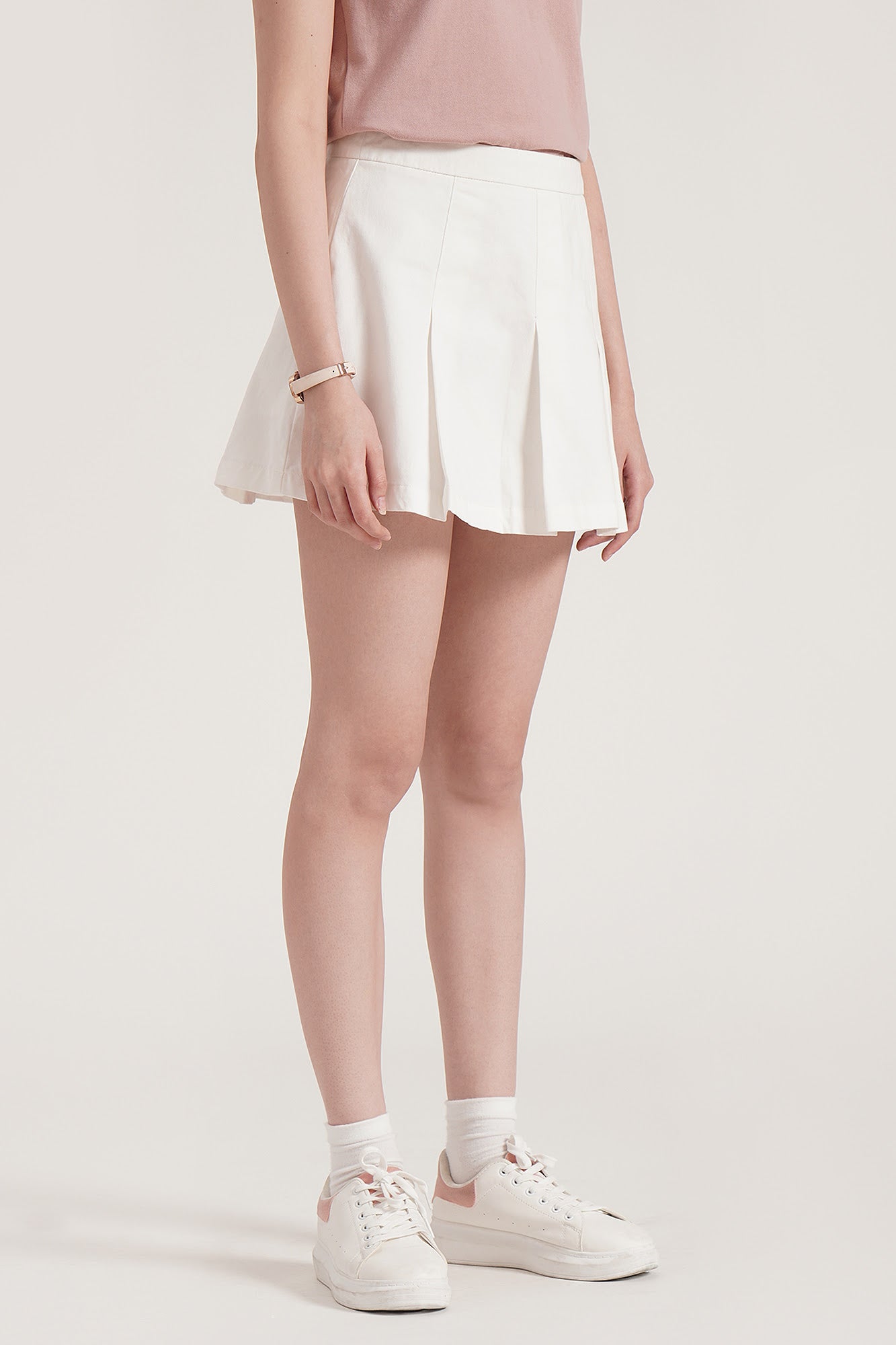 988450-Off White (5).jpg