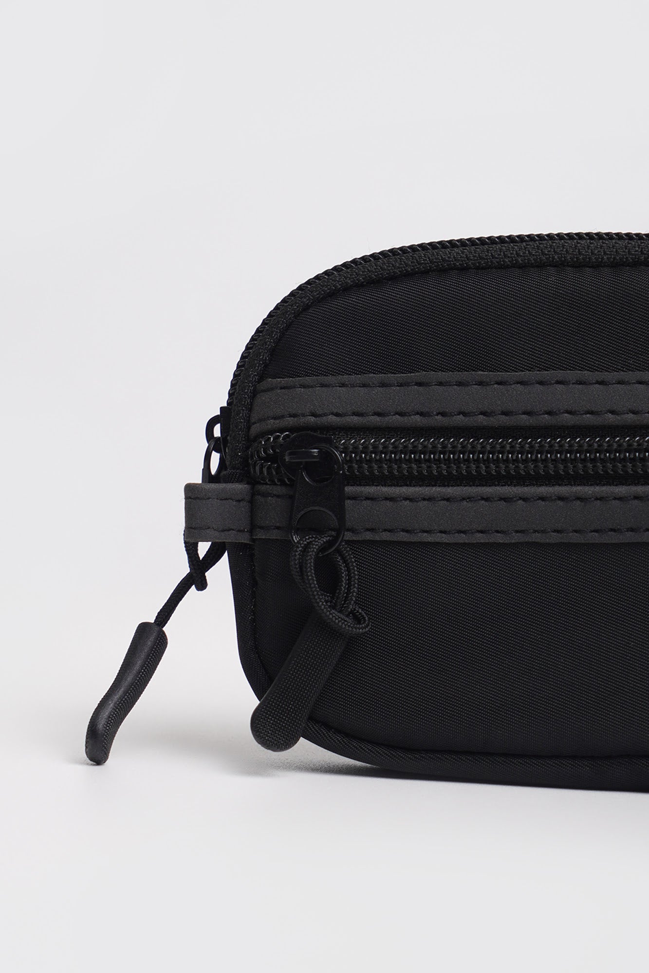 988677-Black (1).jpg