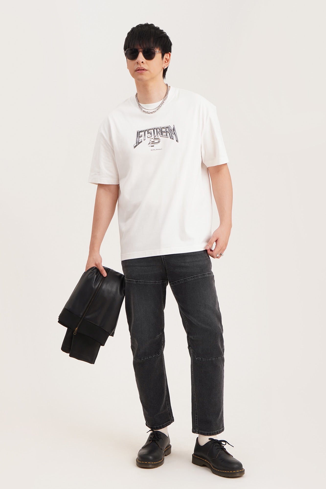 988877-White (1).jpg