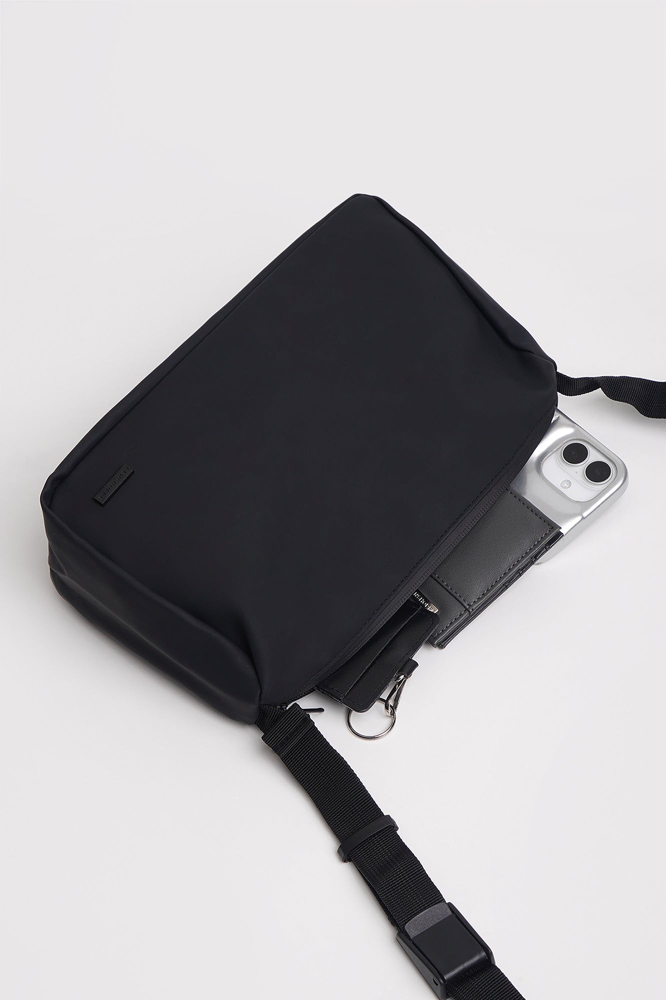 988882-Black (1).jpg