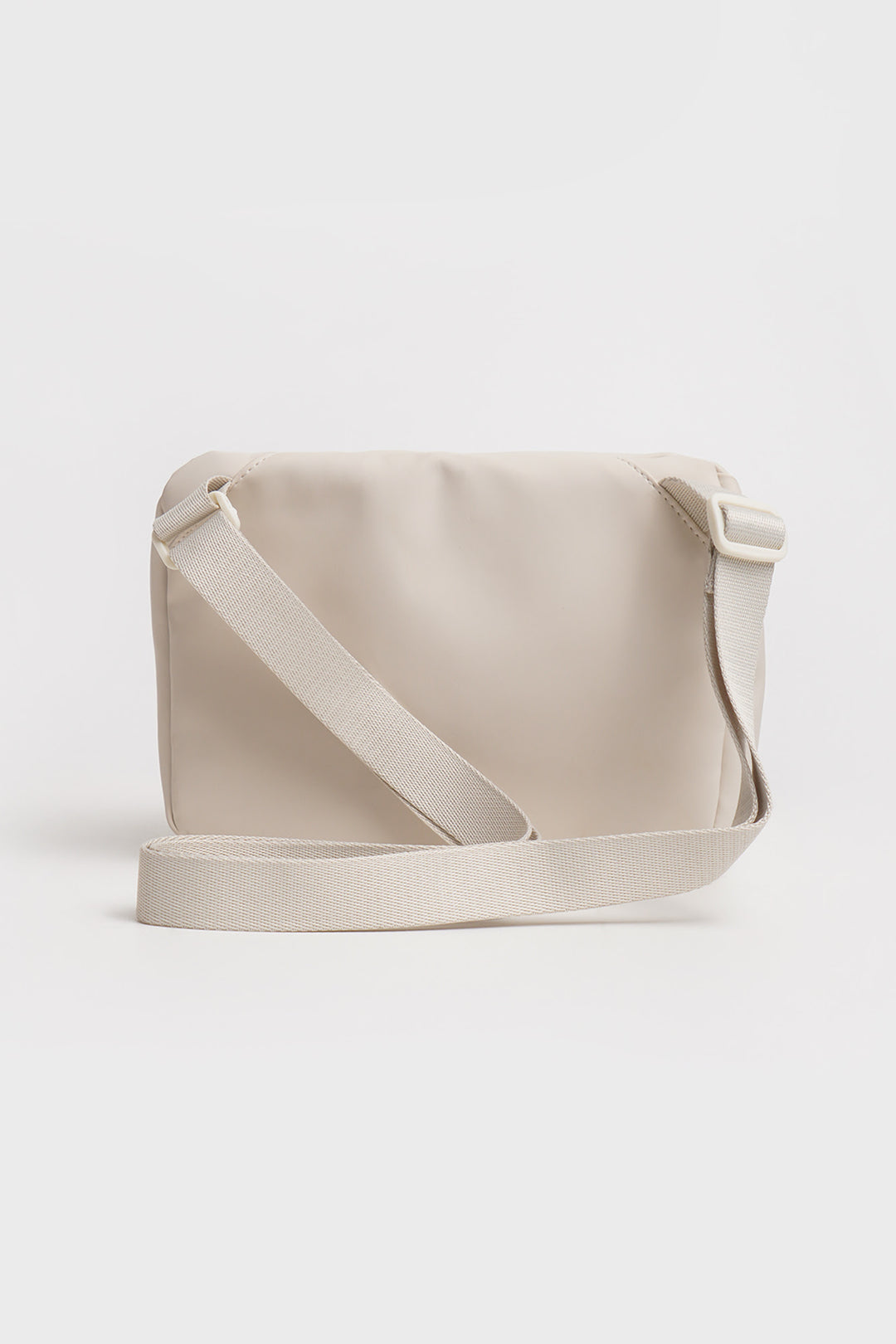 988883-Off White (7).jpg