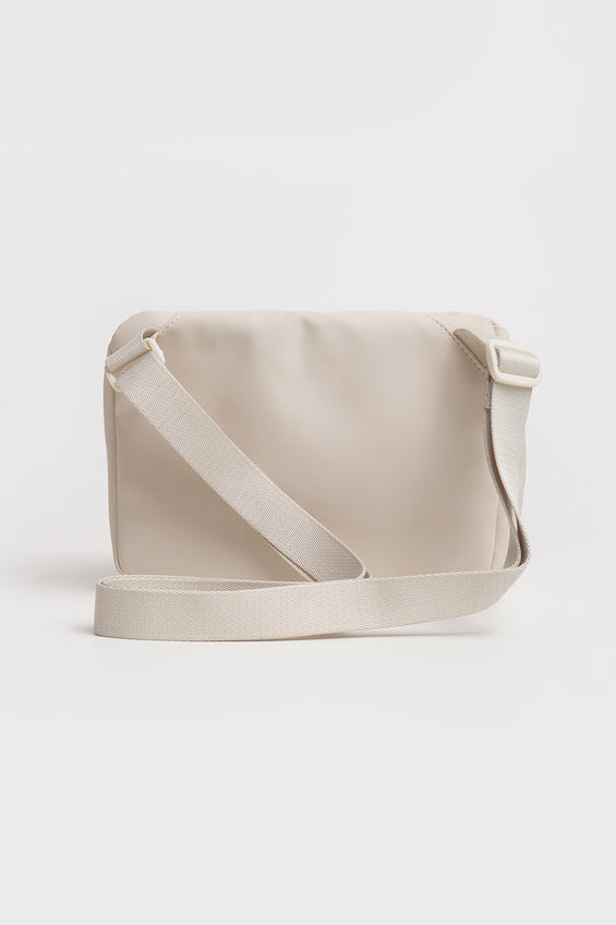988883-Off White (7).jpg