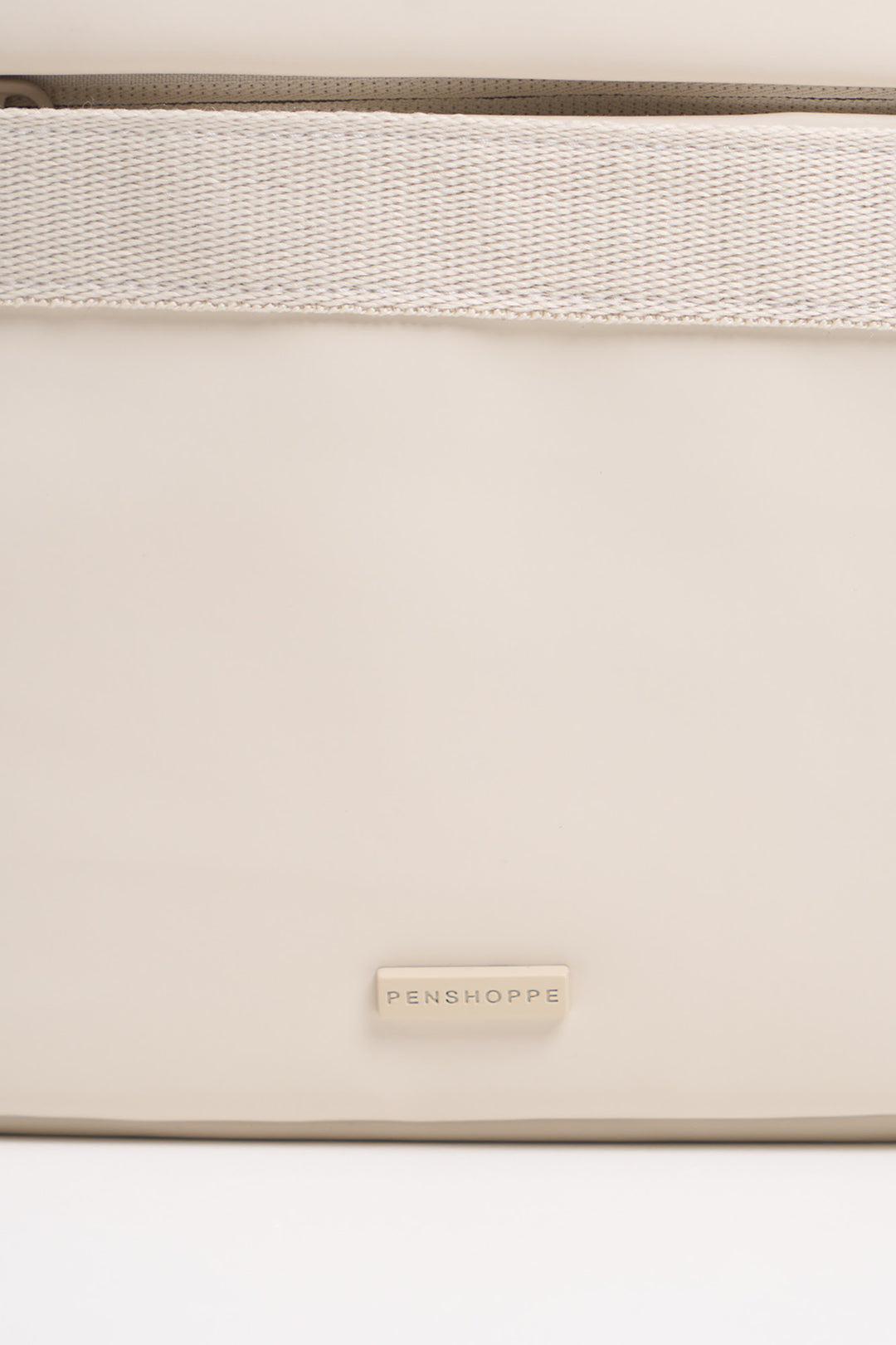 988885-Off White (4).jpg