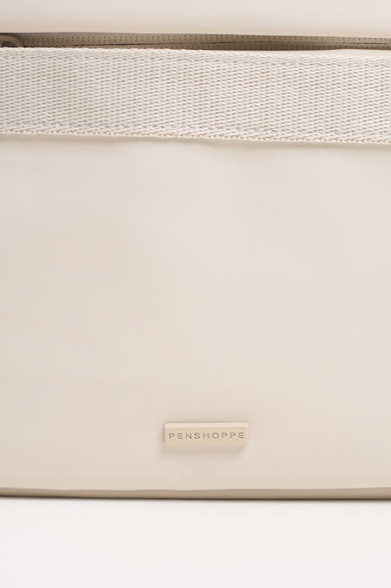 988885-Off White (4).jpg