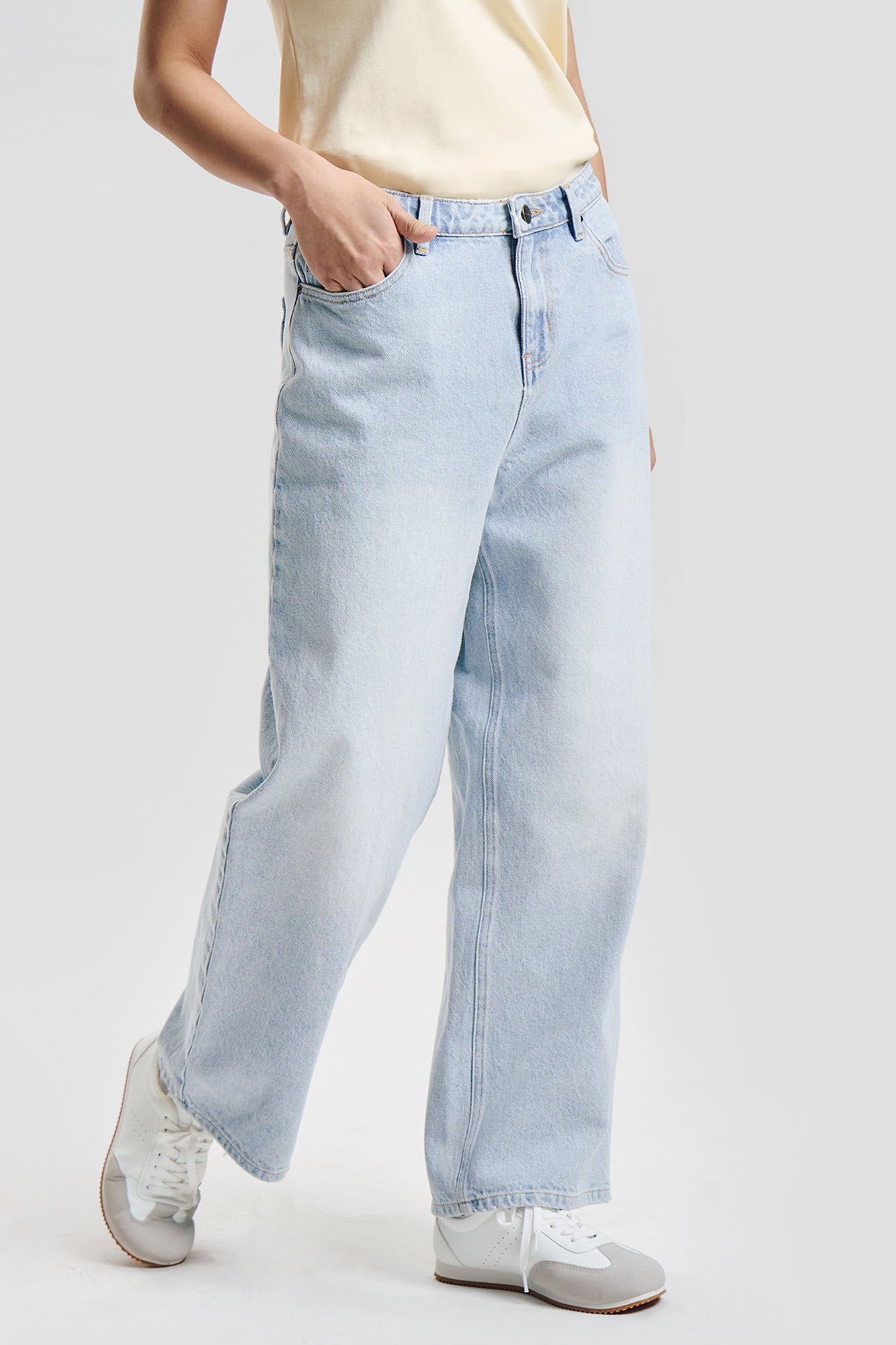 Essentials Classic Straight Fit Jeans