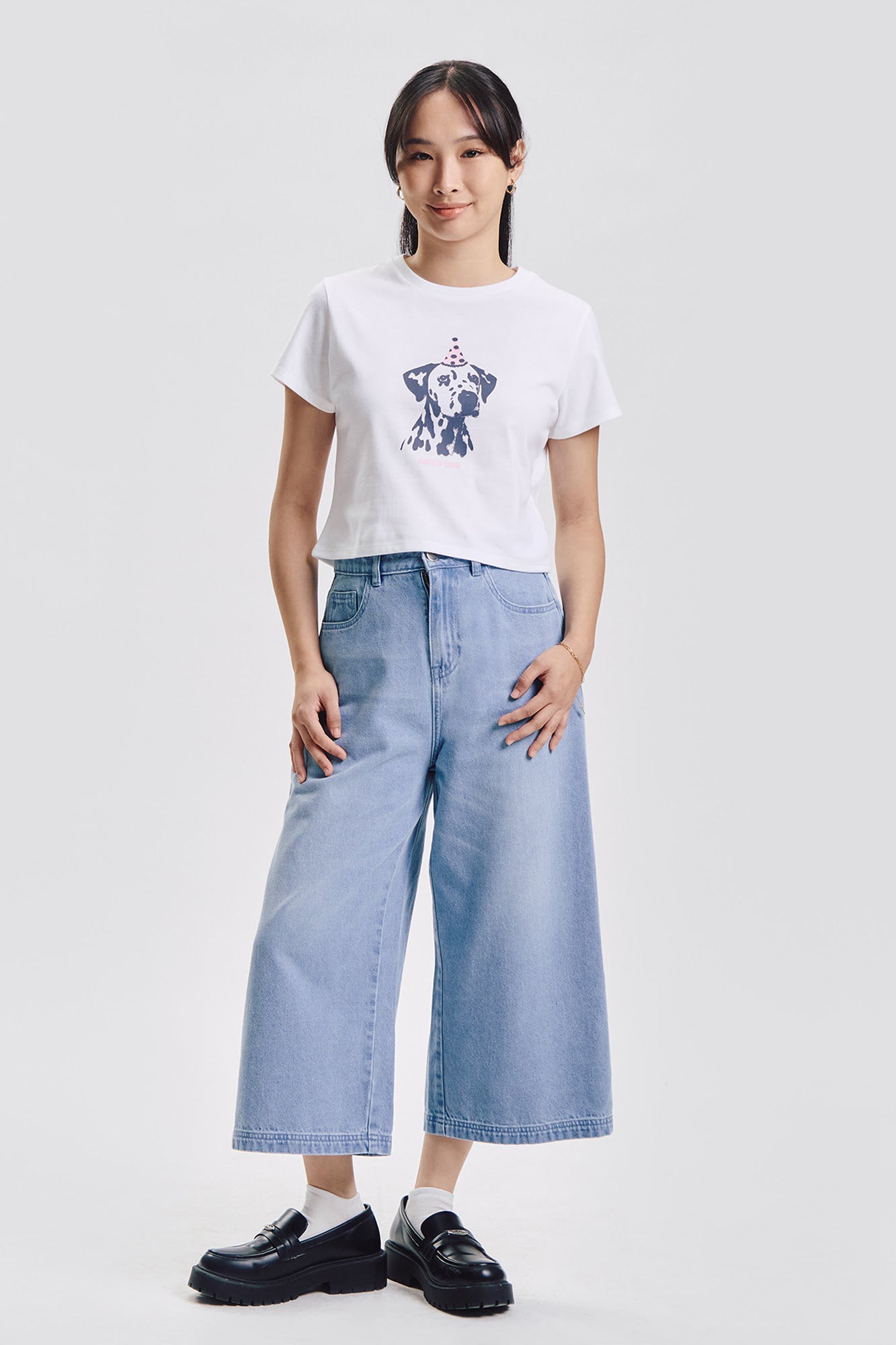 989168-Off White (1).jpg