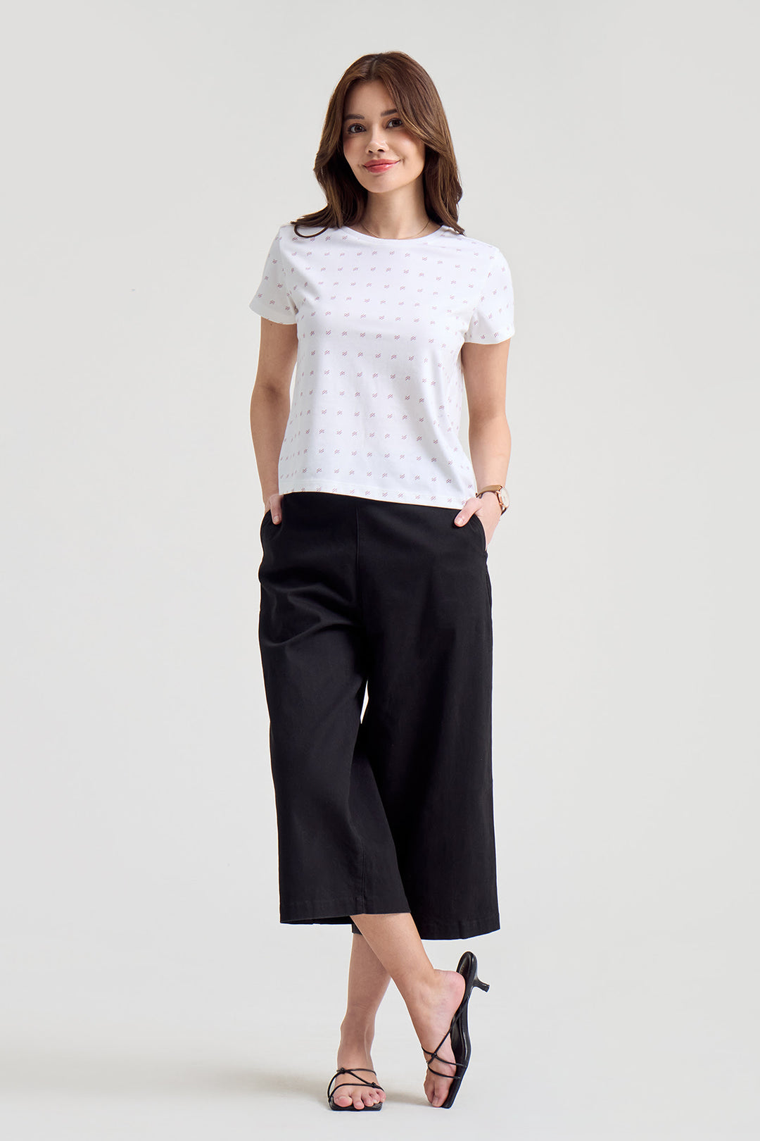 989172-Off White (1).jpg