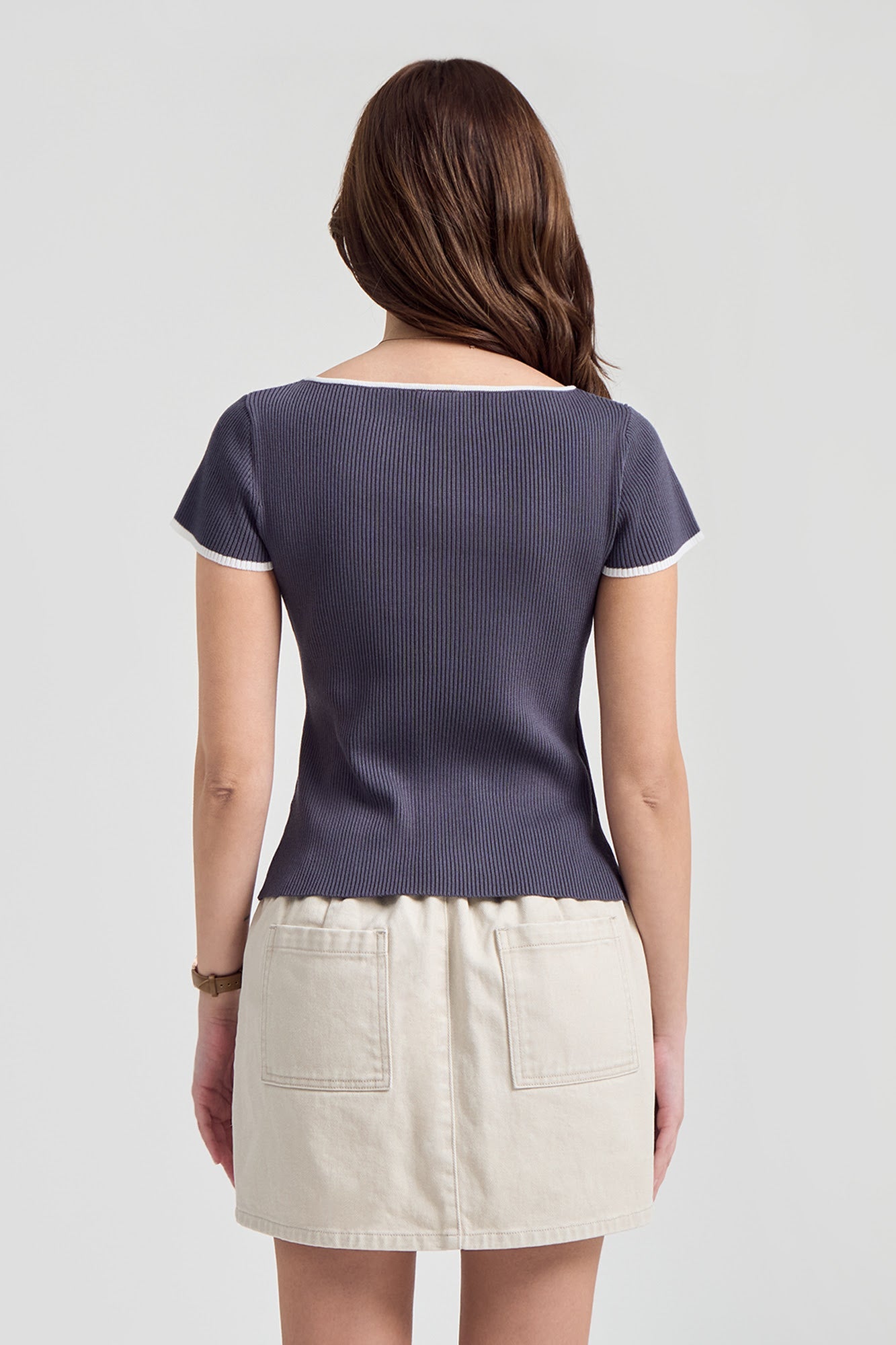 Slim Fit Cap Sleeve Boat Neck Top with Contrast Trimming