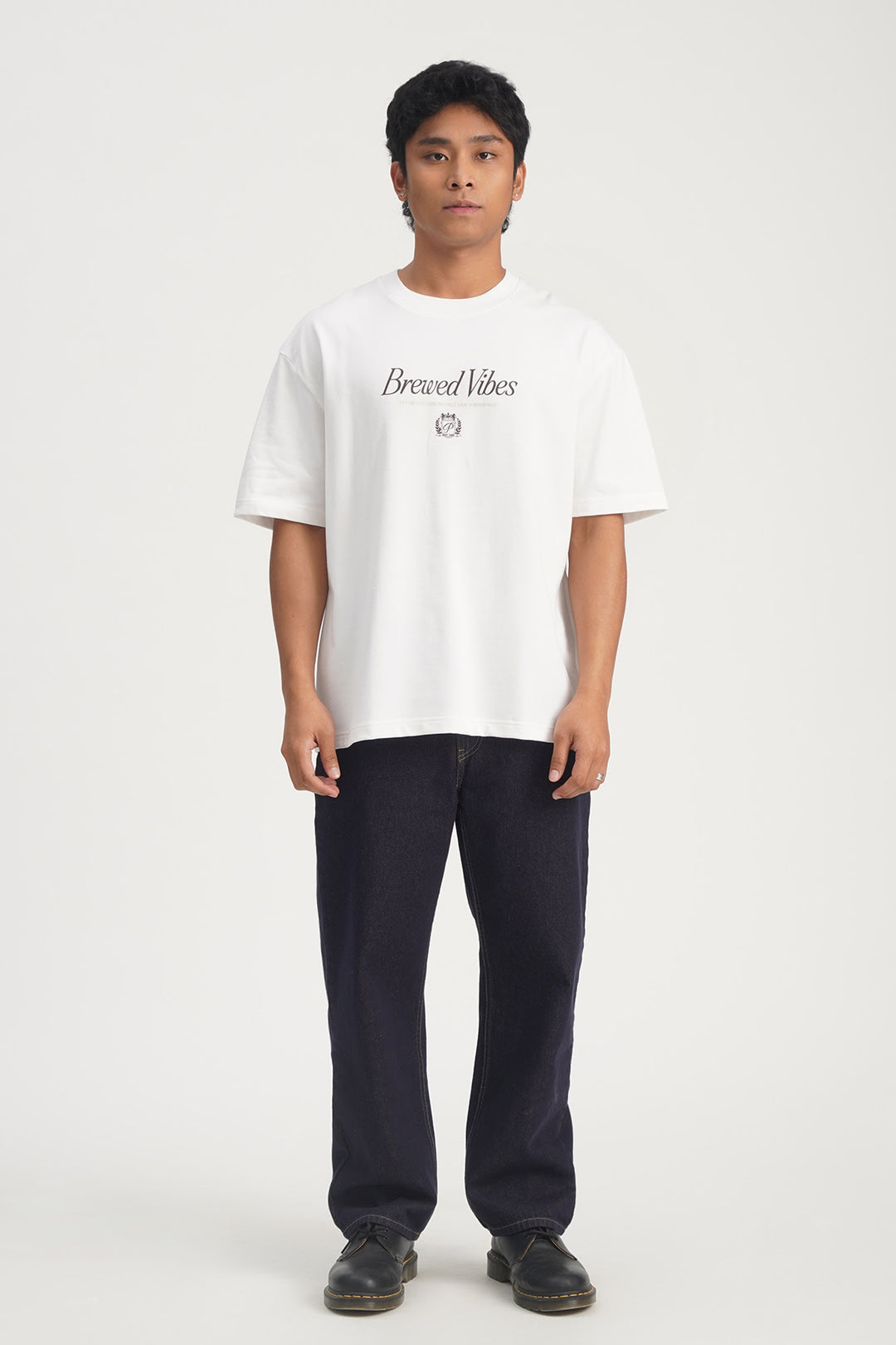989234-Off White (1).jpg