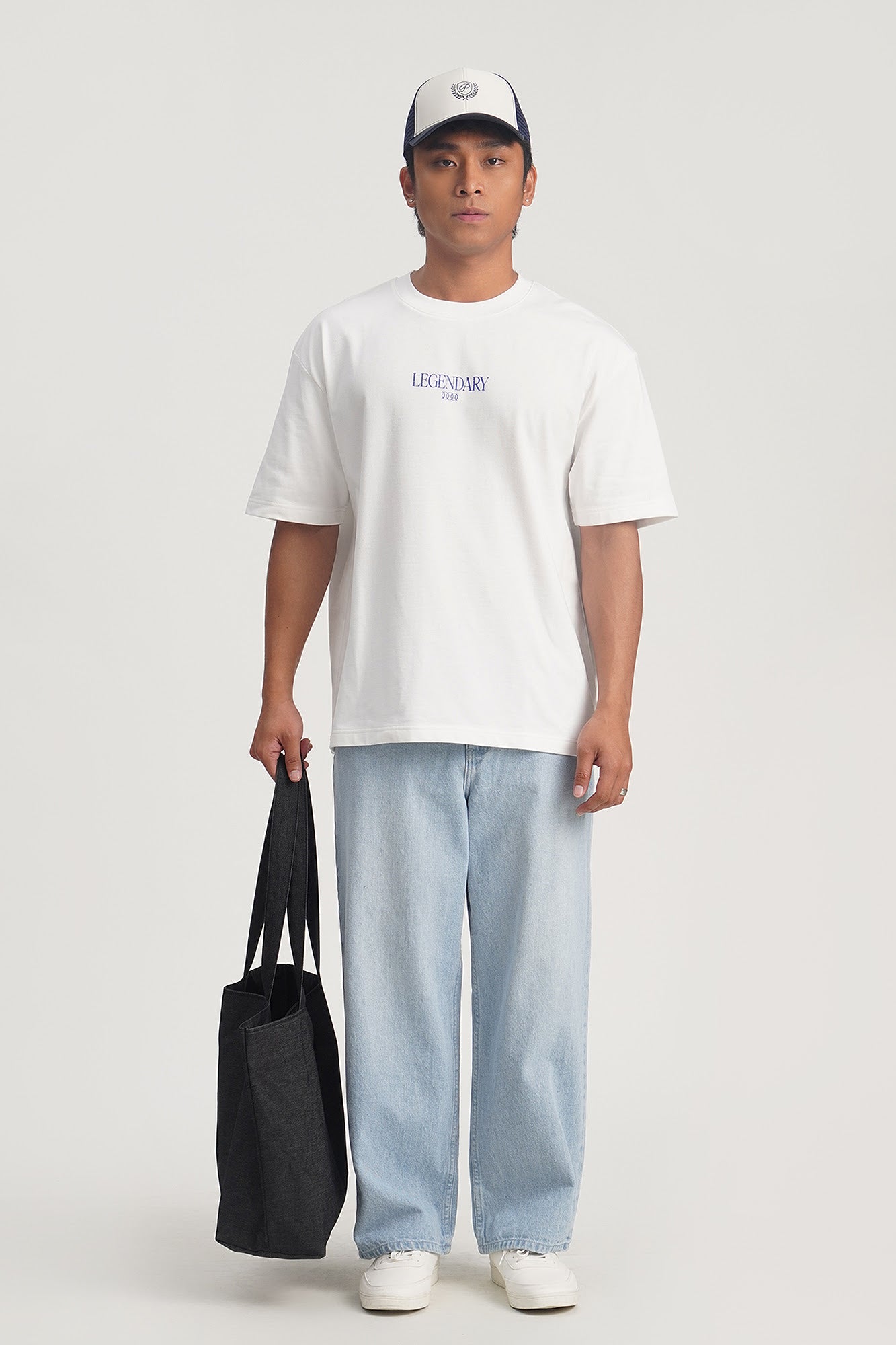 989351-Off White (1).jpg