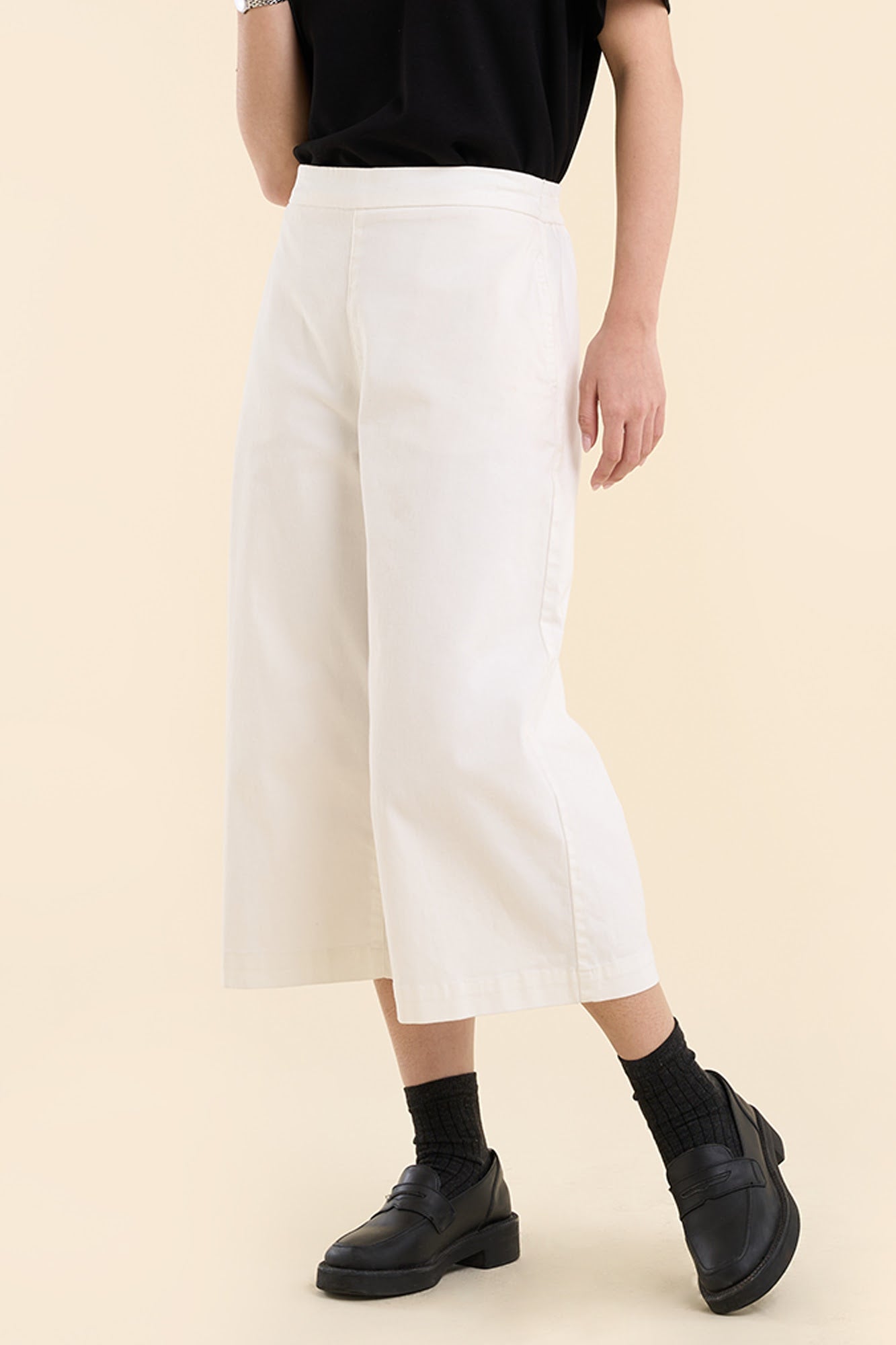 Dress Code Easy Wide Cropped Pants
