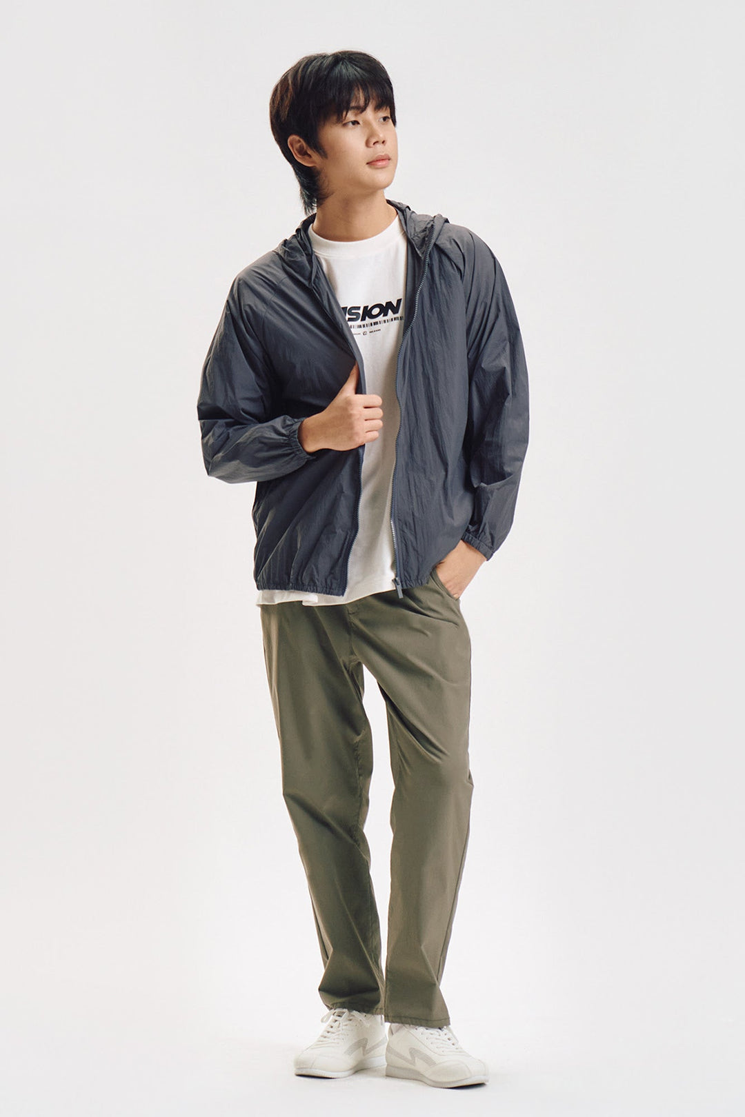 Relaxed Fit Water Repellent Packable Jacket