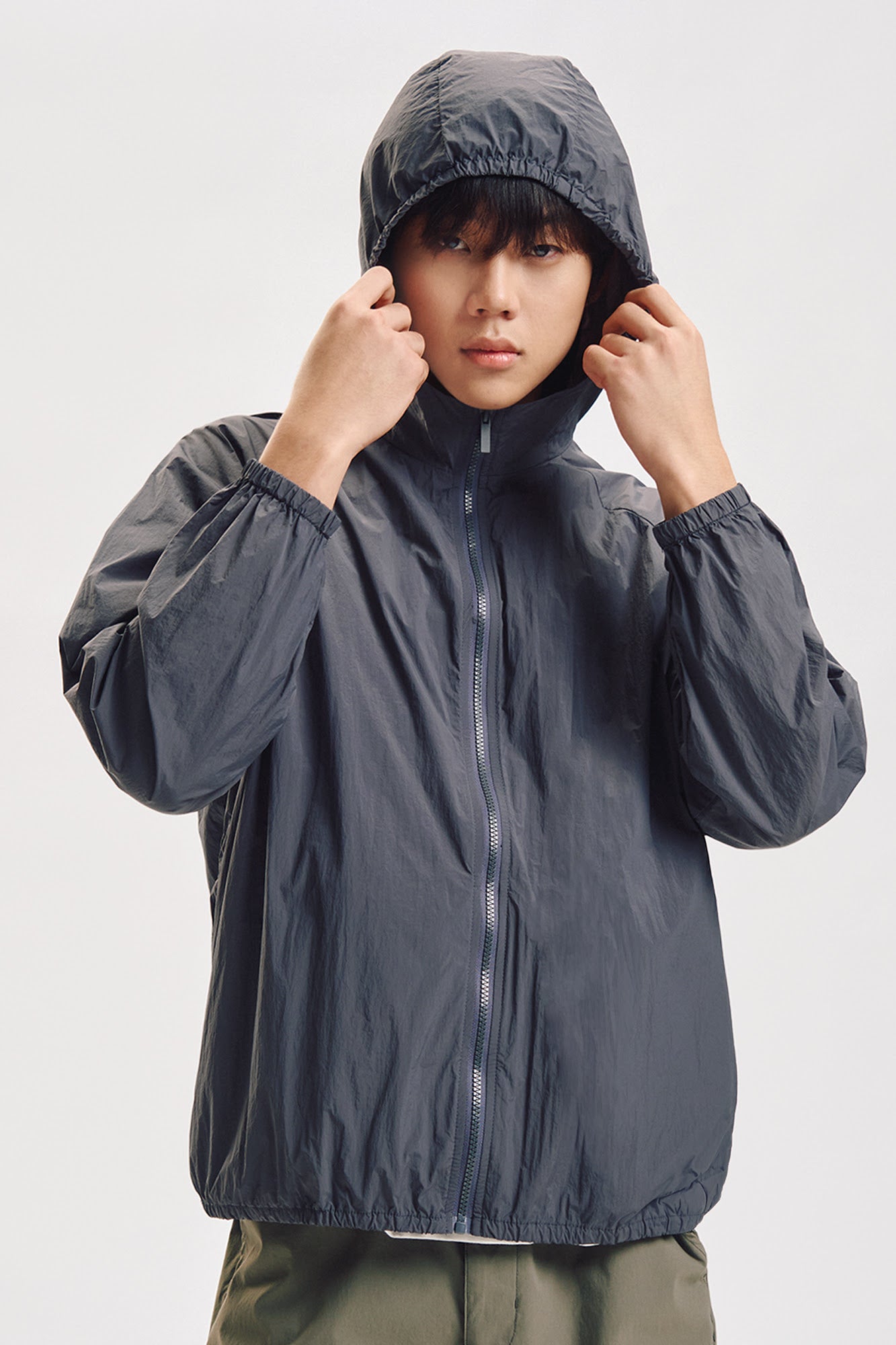 Relaxed Fit Water Repellent Packable Jacket