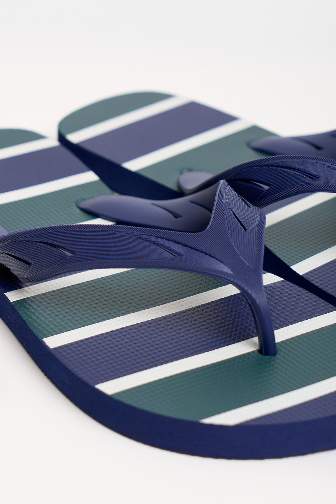 989457-Navy Blue (1).jpg