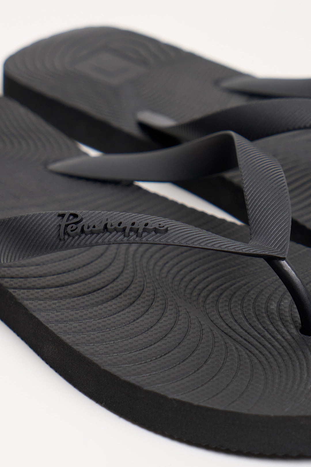 989458-Black (1).jpg