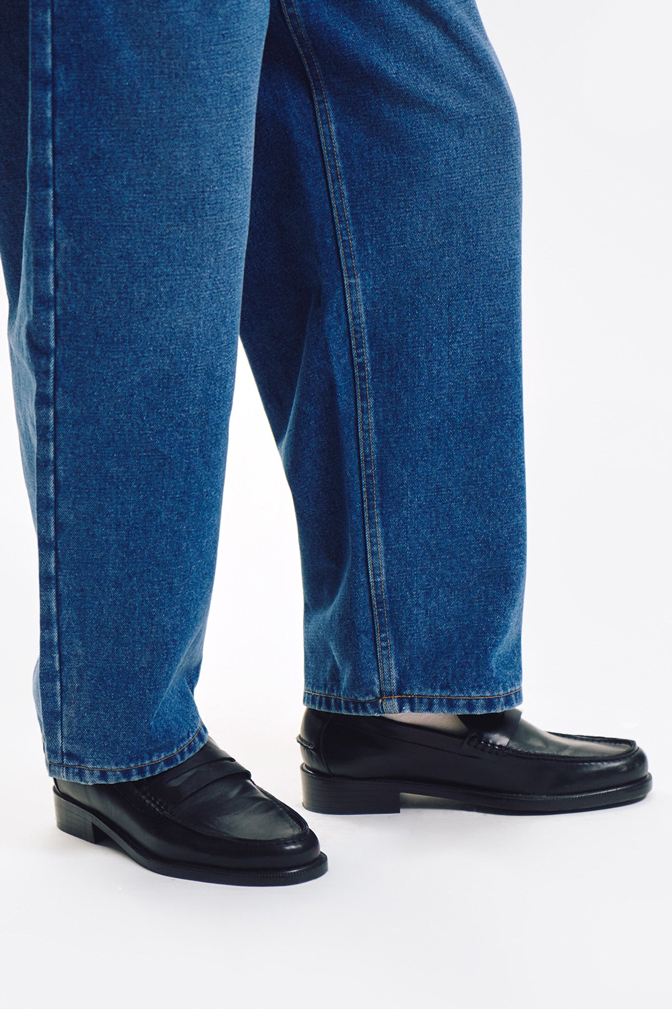 989467-Black (2).jpg