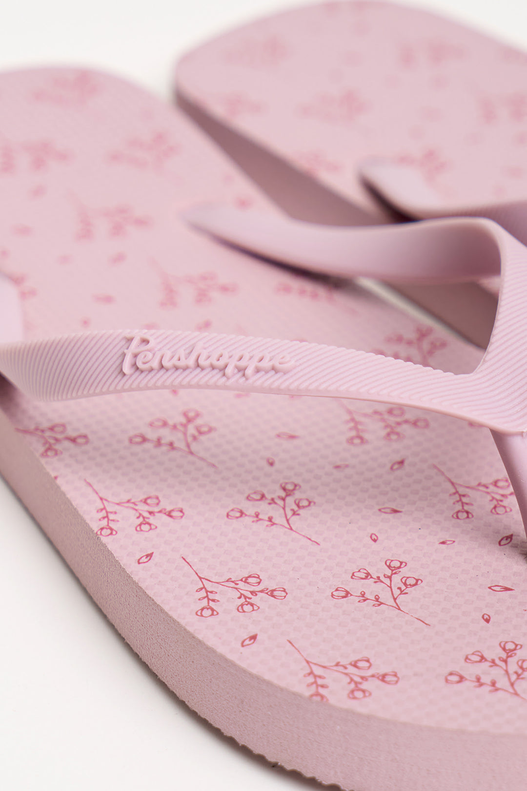 989472-Blush (1).jpg