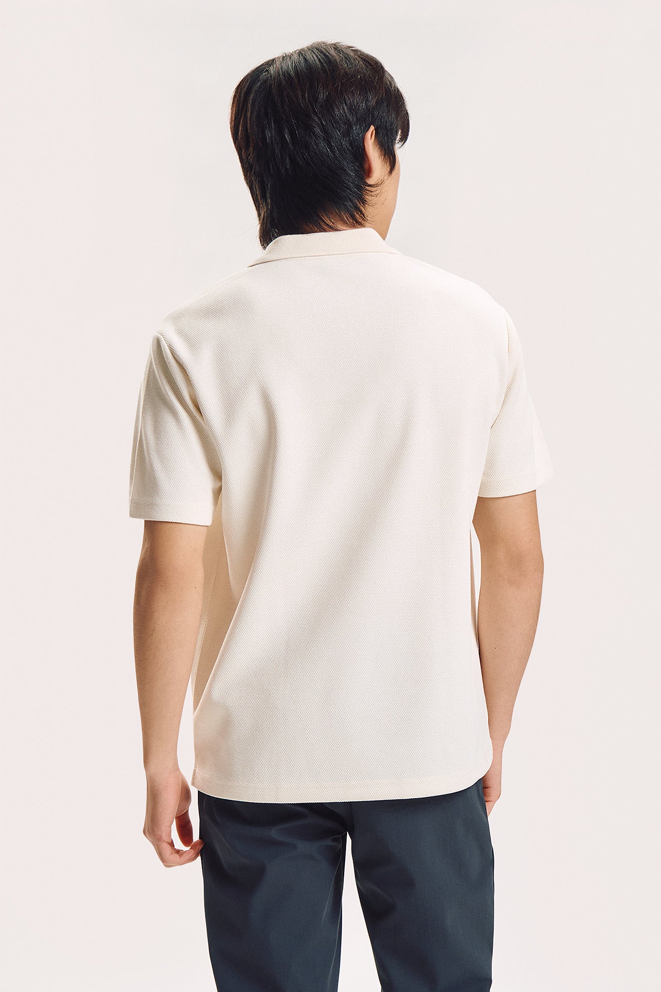 989478-Off White (4).jpg