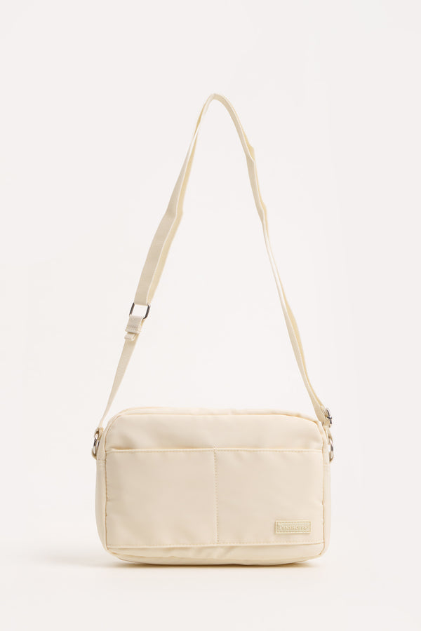 989479-Off White (2).jpg