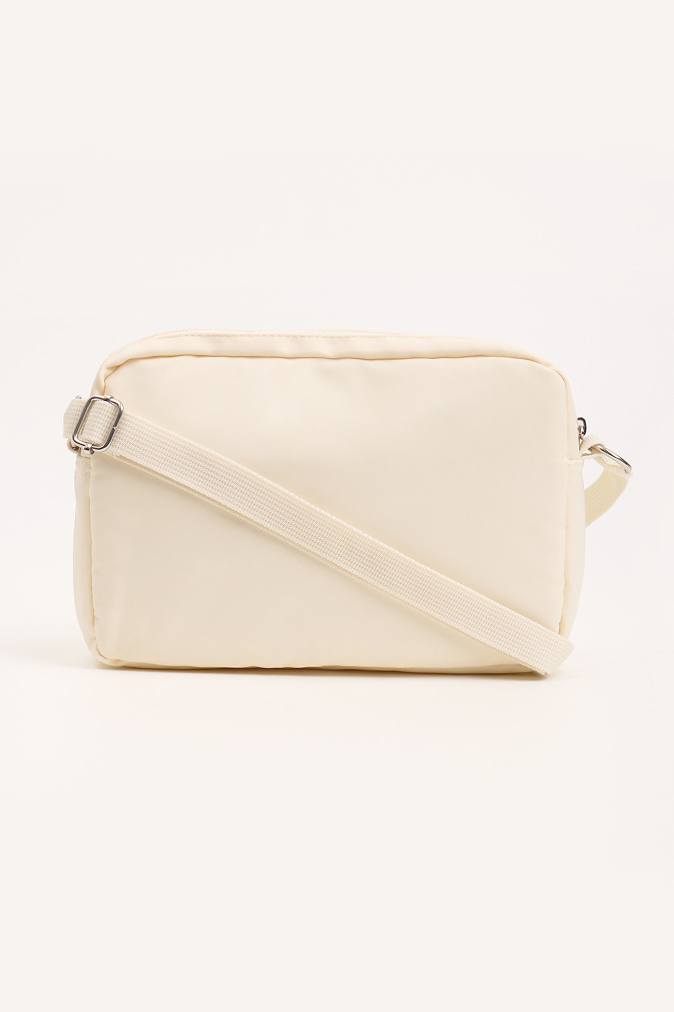 989479-Off White (5).jpg