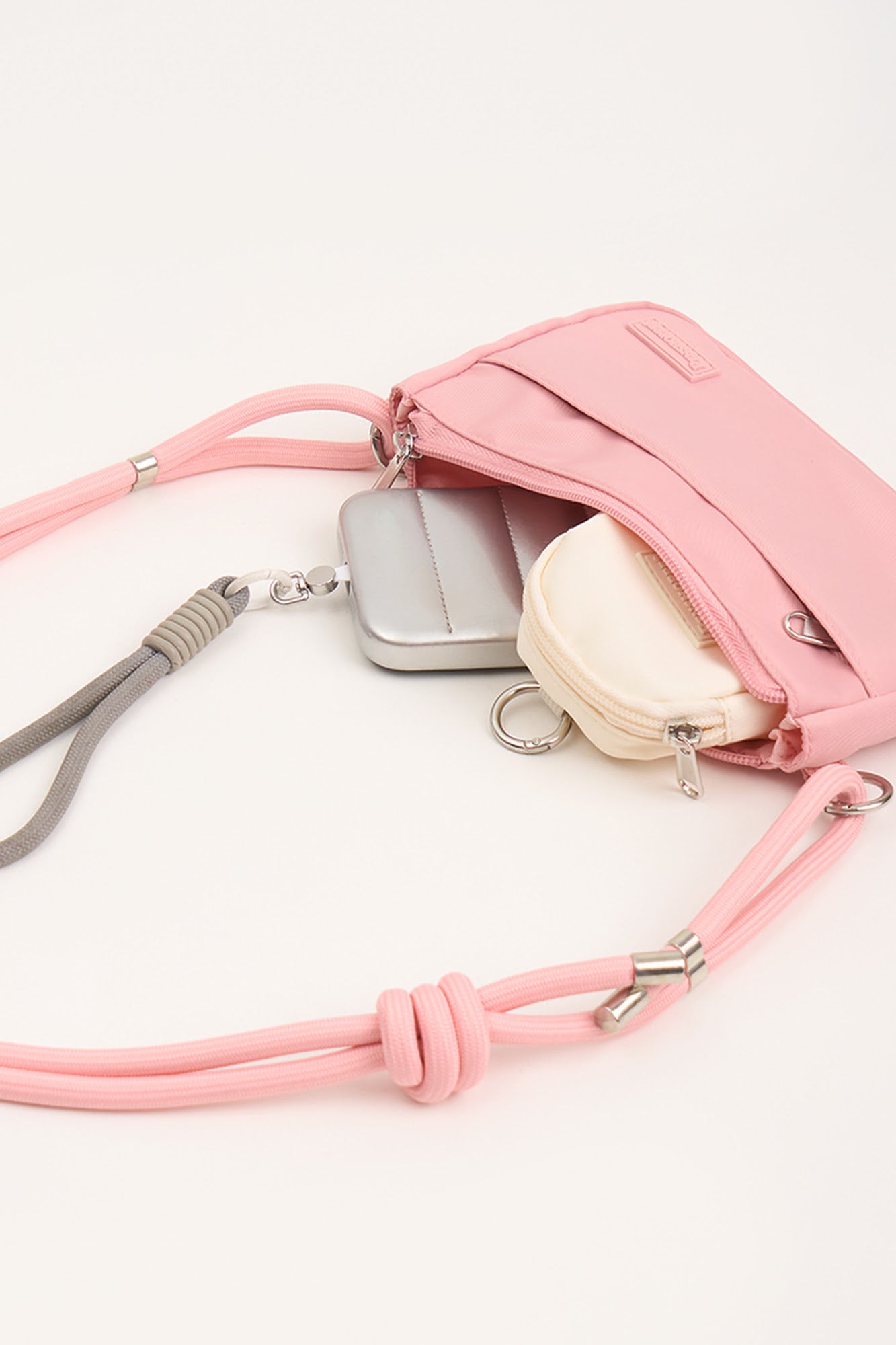 989480-Blush (2).jpg