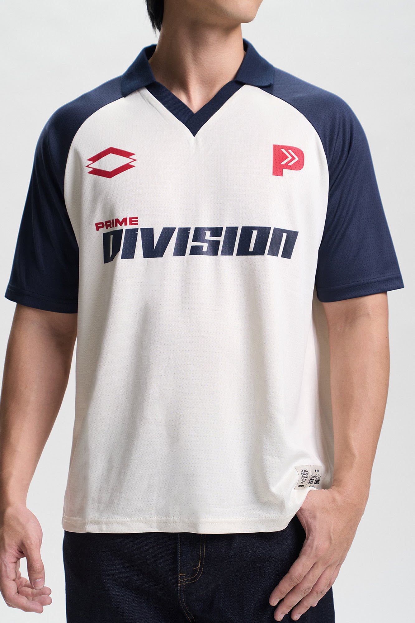 989563-Off White (2).jpg