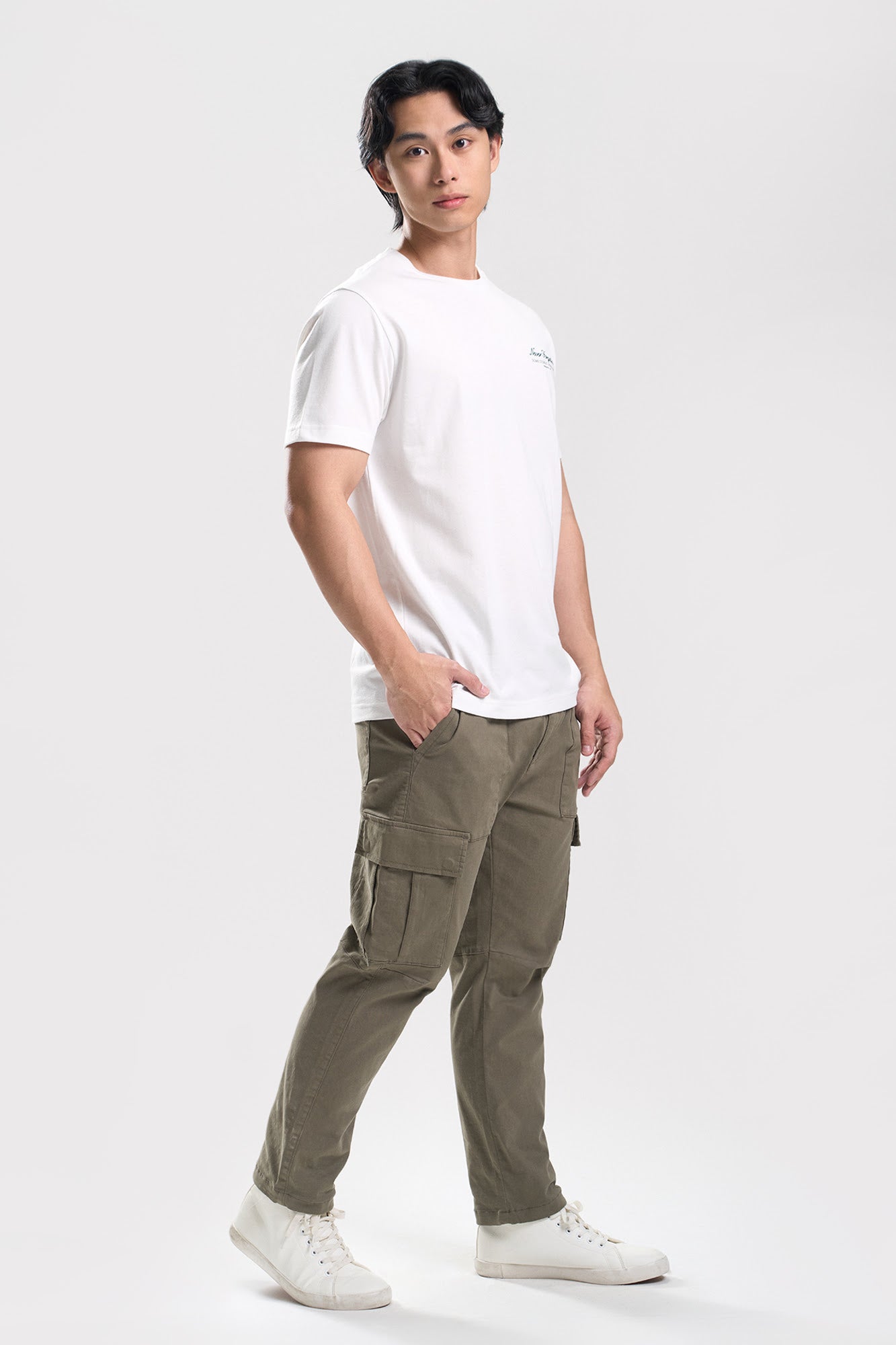 989581-White (1).jpg