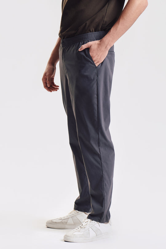 Essentials Lite Move Slim Fit Pants