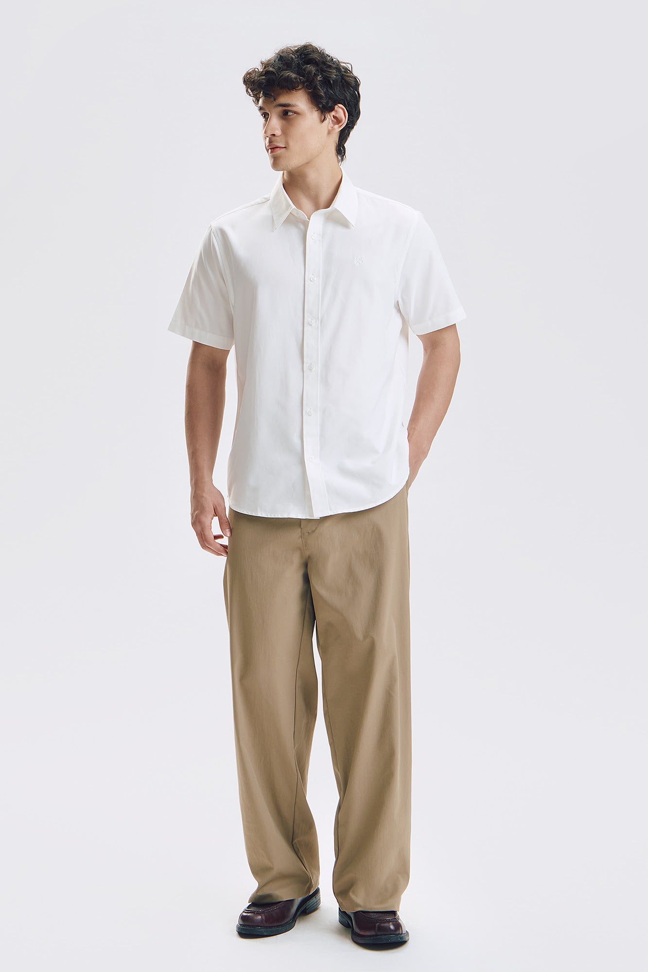 Essentials Lite Move Slim Fit Pants