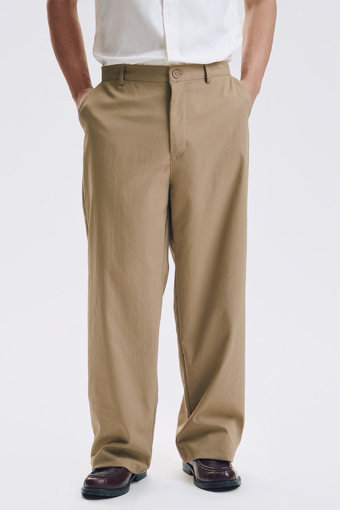 Essentials Lite Move Slim Fit Pants