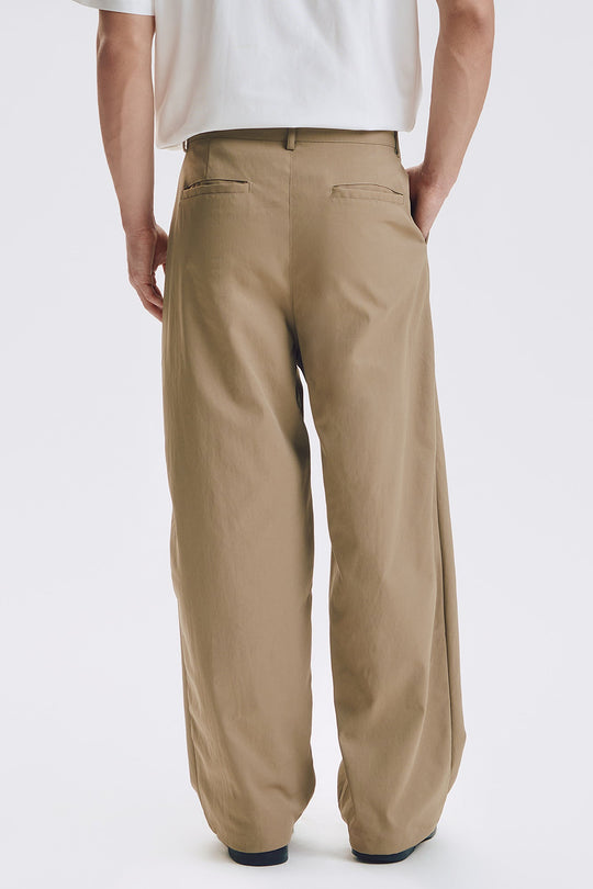 Essentials Lite Move Slim Fit Pants