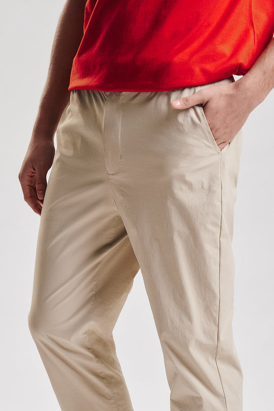 Essentials Lite Move Slim Fit Pants