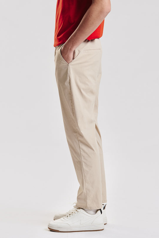 Essentials Lite Move Slim Fit Pants