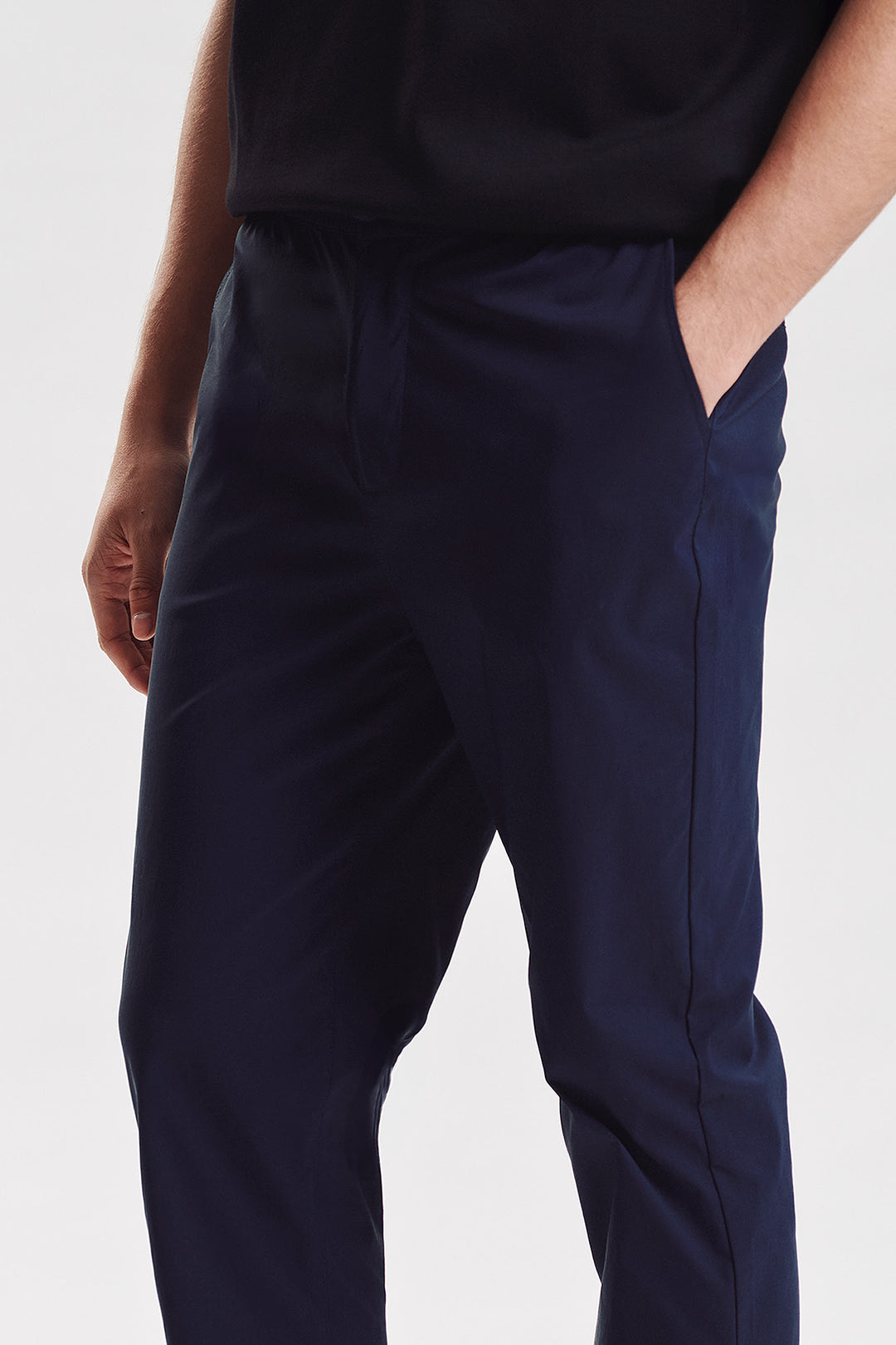 Essentials Lite Move Slim Fit Pants
