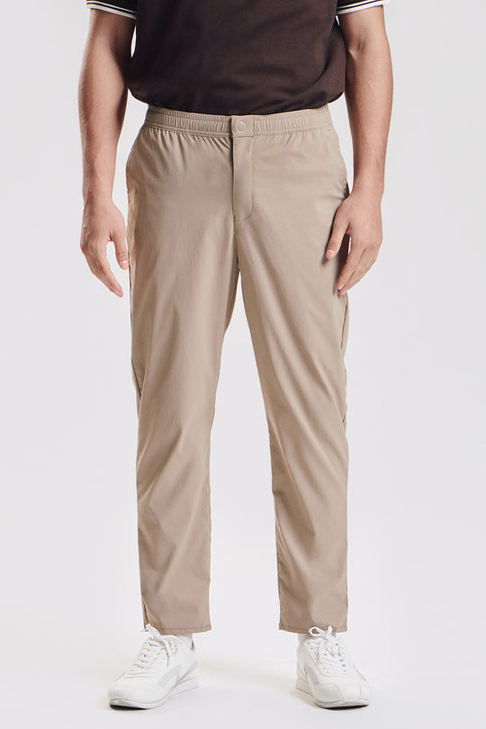 Essentials Lite Move Slim Fit Pants