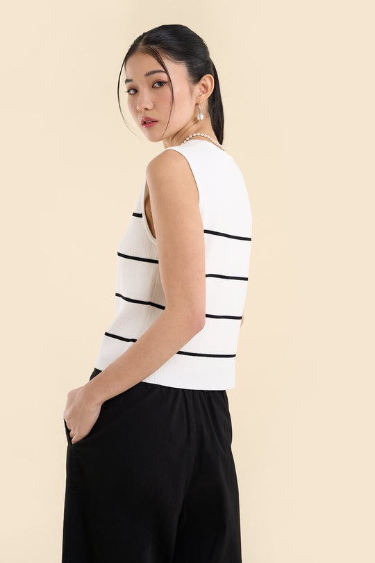 Dress Code Stripes Sleeveless Flat Knit Vest