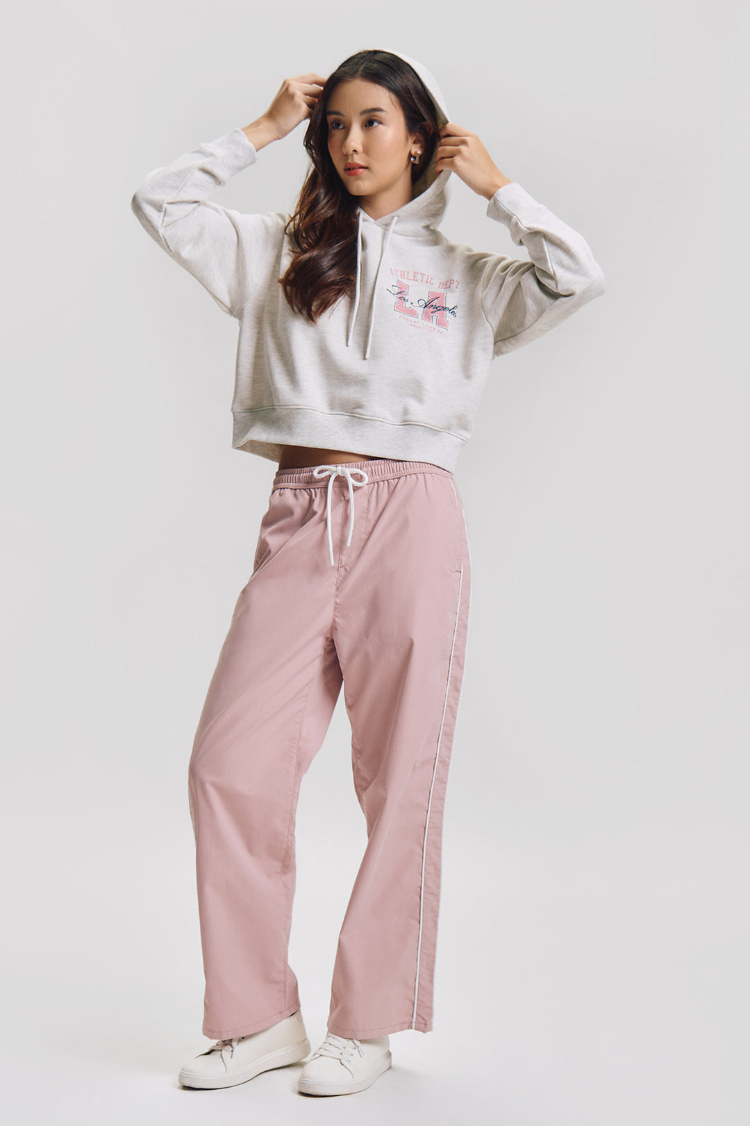 989635-Heather Gray (1).jpg